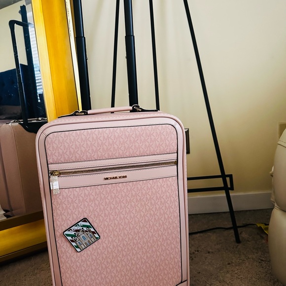 Used with tags MK travel/luggage set - Picture 3 of 6